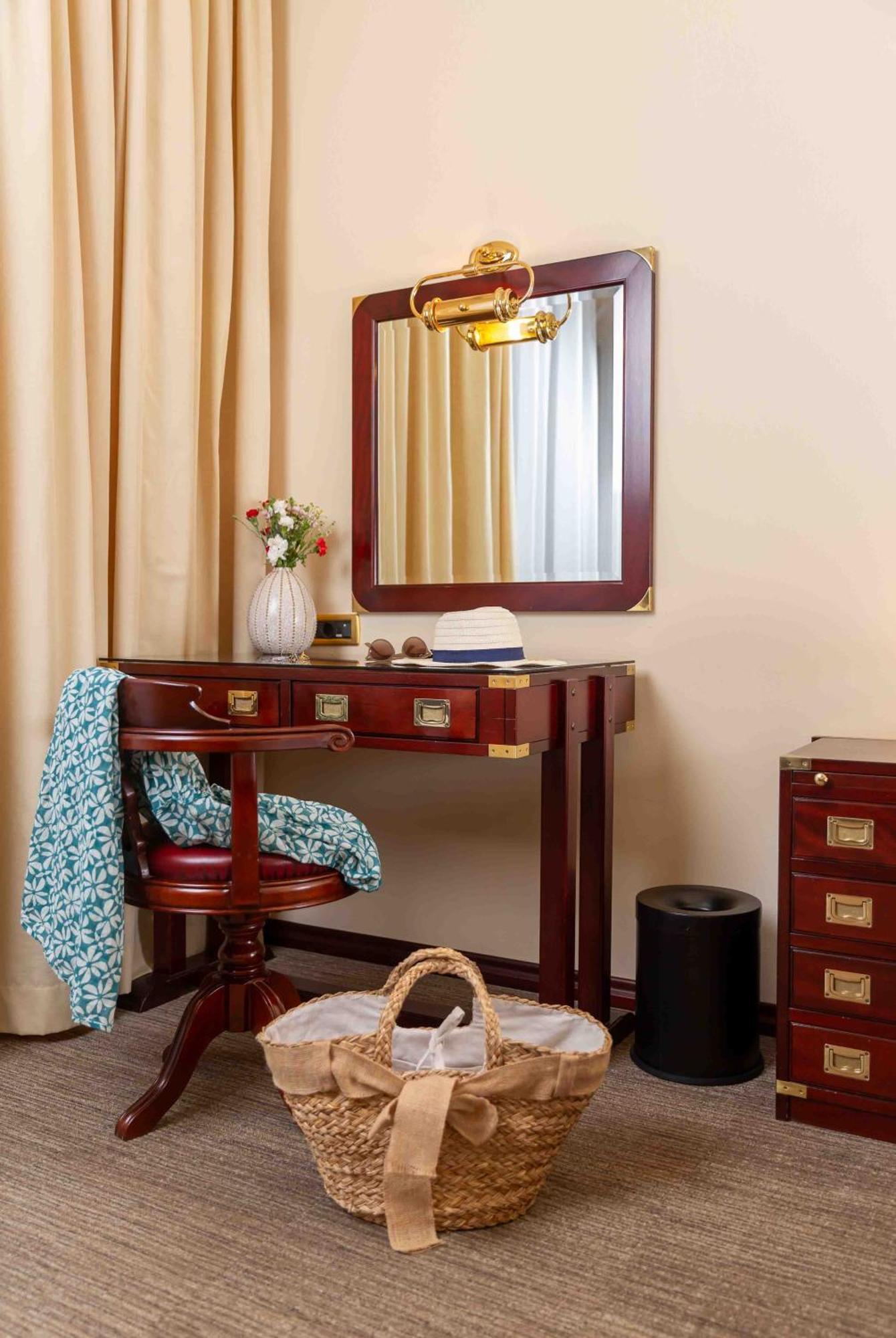 Boutique Hotel Nautica - Spa & Wellness, Free Parking, Pet Friendly Novigrad  Екстер'єр фото