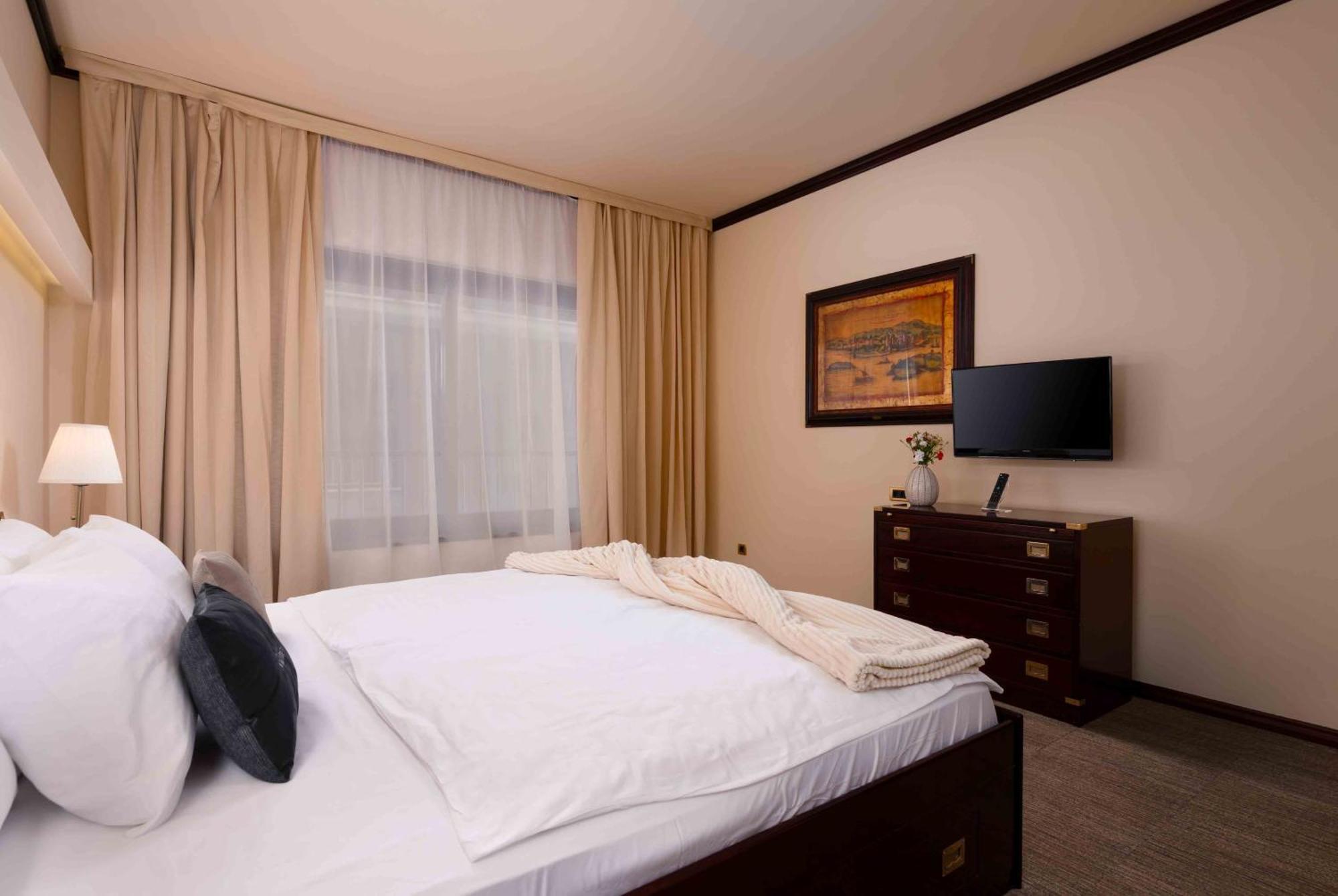 Boutique Hotel Nautica - Spa & Wellness, Free Parking, Pet Friendly Novigrad  Екстер'єр фото