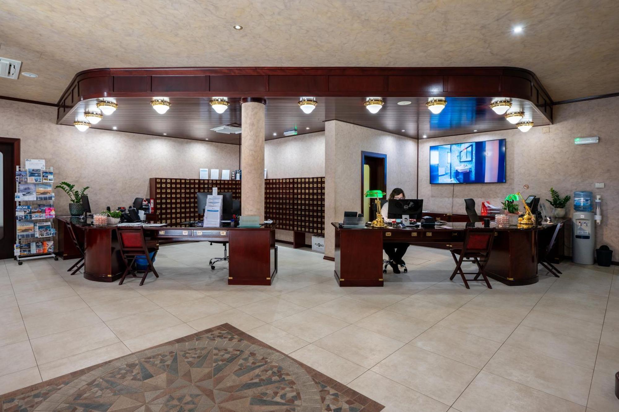 Boutique Hotel Nautica - Spa & Wellness, Free Parking, Pet Friendly Novigrad  Екстер'єр фото